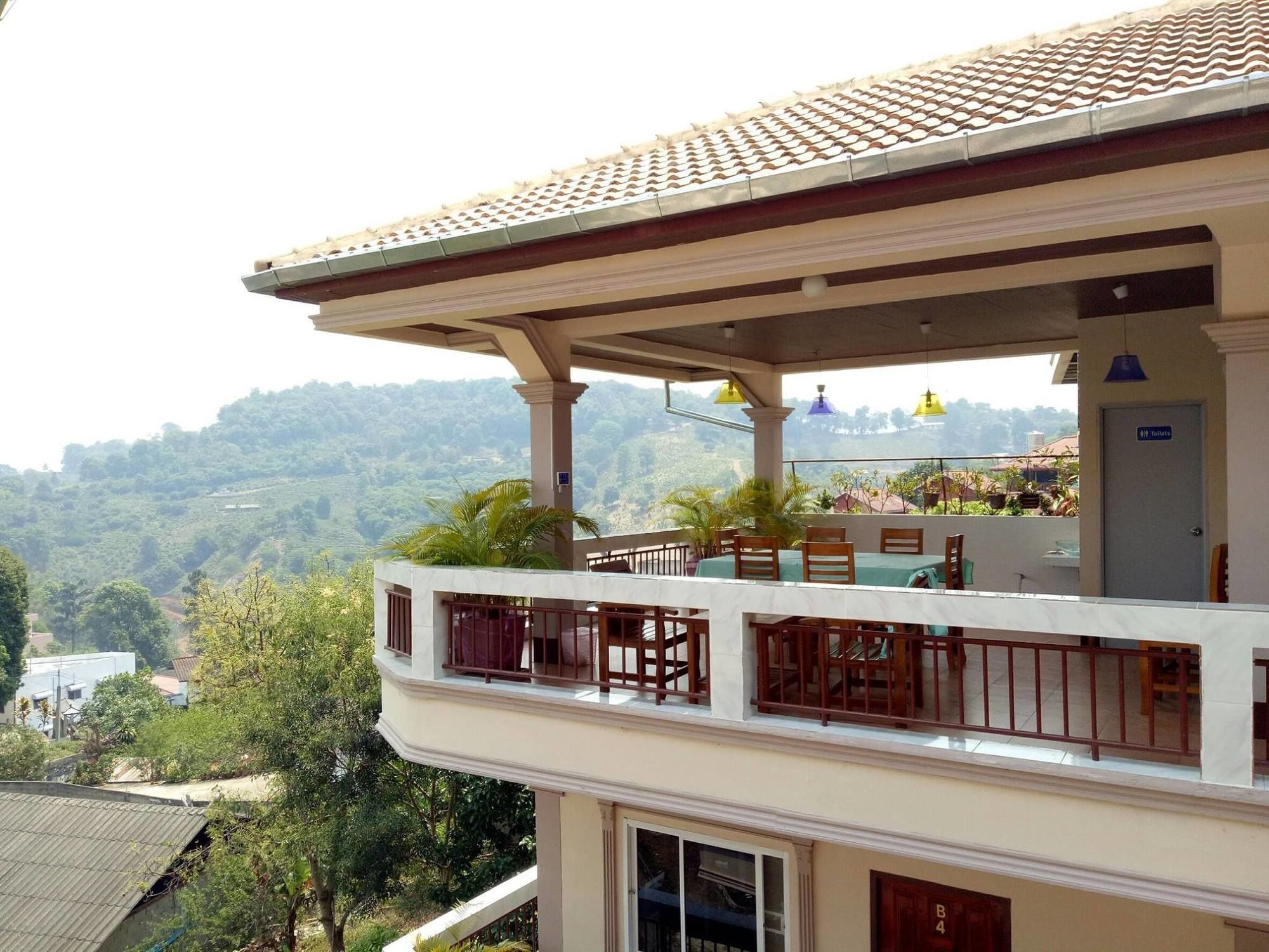 Hotel Happy House At Maesalong Chiang Rai Zewnętrze zdjęcie